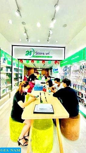 BÁN NHÀ 2 MẶT TIỀN TRƯỚC VÀ SAU : 652 ĐƯỜNG 3/2 - P. 14 - Q. 10 - HCM