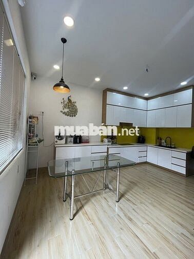 Bán căn nhà 5 tầng, đường Phạm Văn Bạch p12,GV. TPHCM. Giá 7 tỷ