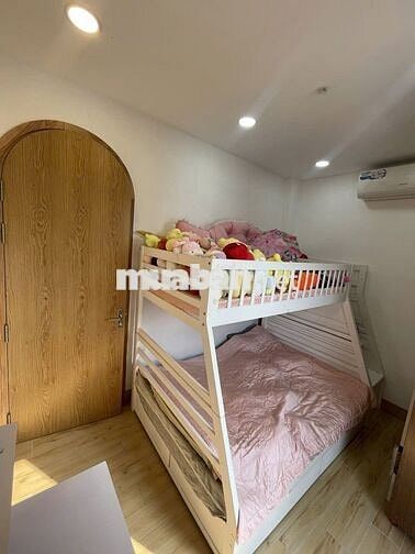 Bán căn nhà 5 tầng, đường Phạm Văn Bạch p12,GV. TPHCM. Giá 7 tỷ