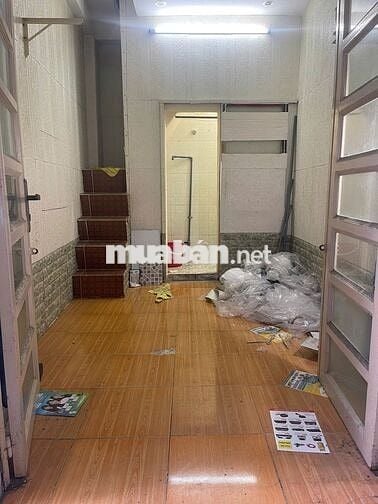 Chỉ 2.1 Tỷ -Nhà 3 Tầng Trần Hưng Đạo Q.1- 12m2 . PULL MAN vài bước.