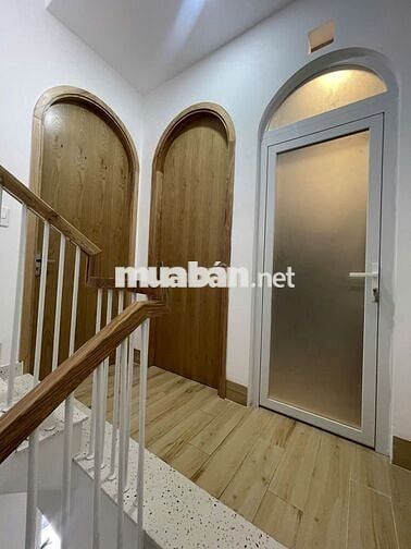 Bán căn nhà 5 tầng, đường Phạm Văn Bạch p12,GV. TPHCM. Giá 7 tỷ