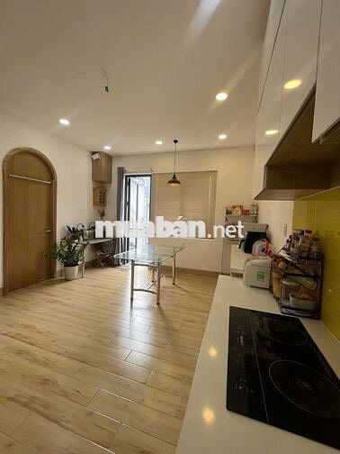 Bán căn nhà 5 tầng, đường Phạm Văn Bạch p12,GV. TPHCM. Giá 7 tỷ