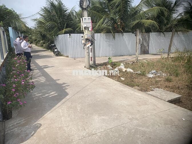 Đất ngay AEON Quảng Trường ngay DT 879