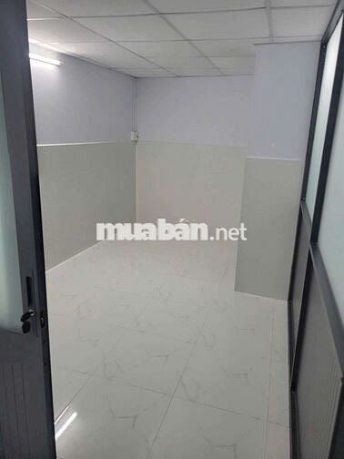 Cho thuê nhà nguyên căn mặt tiền hẻm sẵn 1 máy lạnh nhà mới như hình