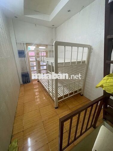 Chỉ 2.1 Tỷ -Nhà 3 Tầng Trần Hưng Đạo Q.1- 12m2 . PULL MAN vài bước.