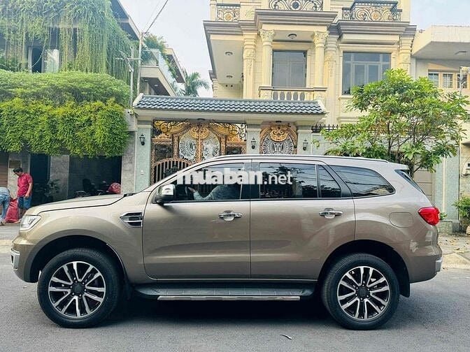 ✅Ford Everest 2019 Titanium 2.0L AT 4x2 - 91000 km