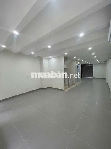 CHO THUÊ NHÀ NGUYÊN CĂN MT HOÀNG QUỐC VIỆT CÓ THANG MÁY ĐỂ LÀM VP