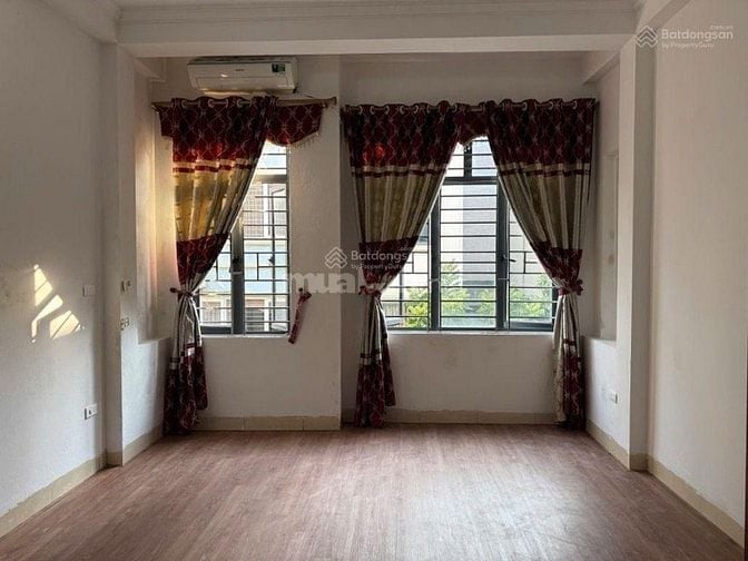 LK Kiến Hưng, DT 50m x 4T, MT 4m, P.LÔ VỈA HÈ-Ô TÔ TRÁNH. Giá 14.2 tỷ