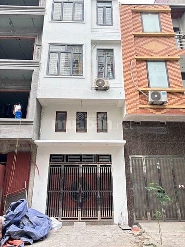 LK Kiến Hưng, DT 50m x 4T, MT 4m, P.LÔ VỈA HÈ-Ô TÔ TRÁNH. Giá 14.2 tỷ