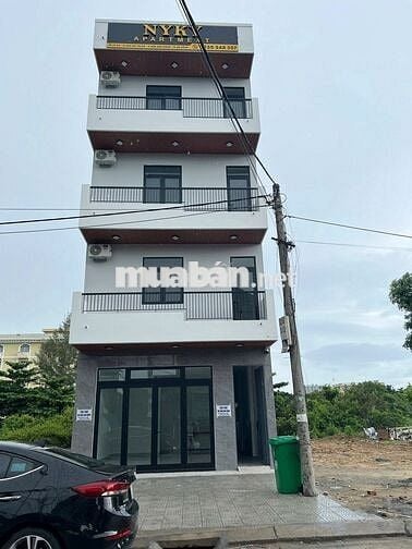 Cho thuê mặt tiền kinh doanh kết hợp ở lưu trú gần đại học FPT