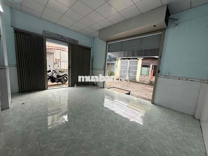 GÓC MT 6x7 đúc lửng, tiện kinh doan buôn bán