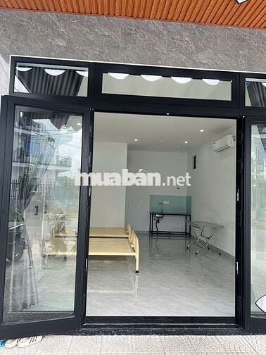 Cho thuê mặt tiền kinh doanh kết hợp ở lưu trú gần đại học FPT