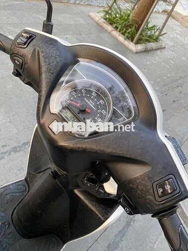 Vision 2022 xe chính chủ máy siêu chất bảo cọp 100