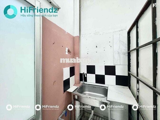 PHÒNG TRỌ GÁC CAO GIÁ RẺ ĐỐI DIỆN ETOWN - NHÀ THANG MÁY - CHỈ CÒN 1P