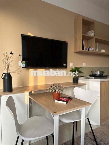 Cho Thuê Siêu Phẩm Studio Ban Công Ngay Sát Hàng Xanh Siêu Hiếm Trống