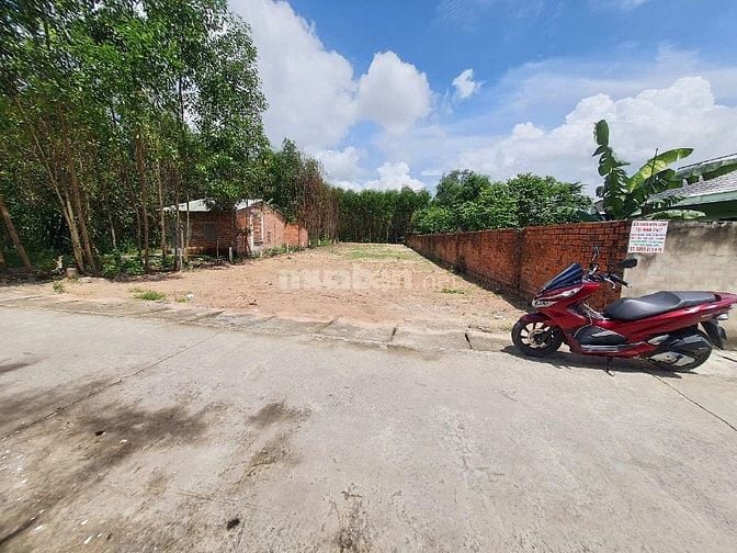 Chủ bán đất ở phủ hồng khu dân cư 11.2mx45.5m, giá tốt 2.75 tỷ