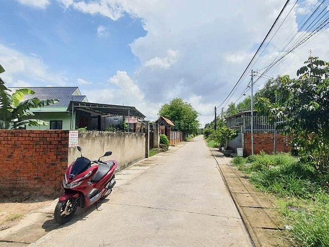 Chủ bán đất ở phủ hồng khu dân cư 11.2mx45.5m, giá tốt 2.75 tỷ