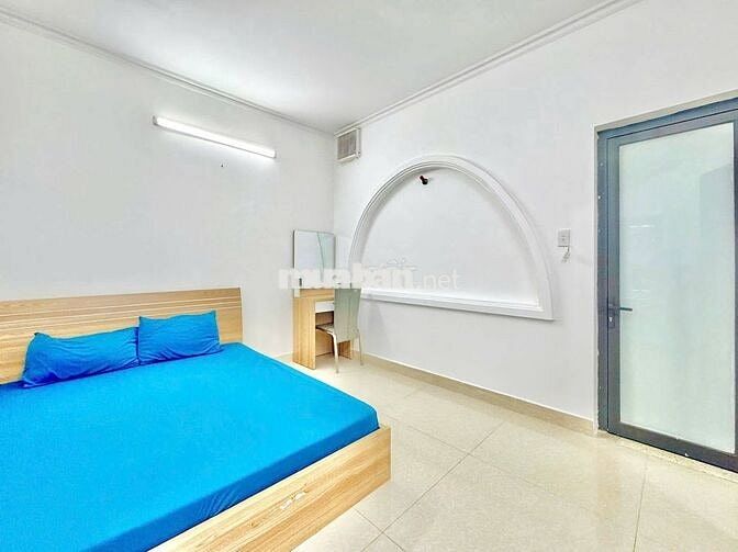 Căn hộ 2 phòng ngủ tách bếp siêu rộng tại Phổ Quang gần Sân bay