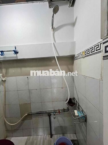 Cho thuê nhà hẻm xe tải Lê Văn Duyệt