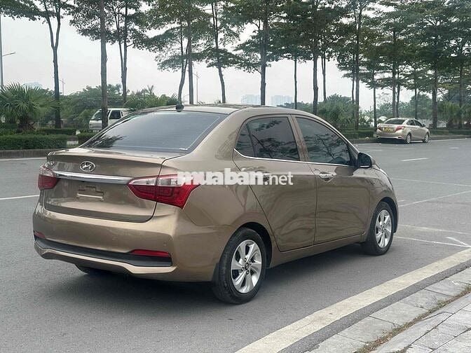 Hyundai Grand i10 Bản đủ Số sàn