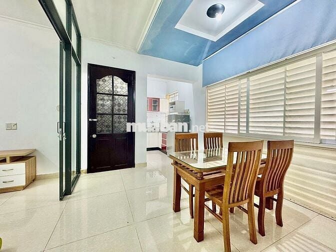 Căn hộ 2 phòng ngủ tách bếp siêu rộng tại Phổ Quang gần Sân bay