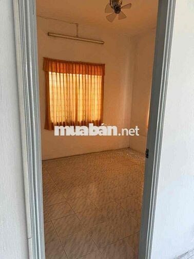 CC Hoàng Hoa Thám lầu 3 thang bộ 2PN