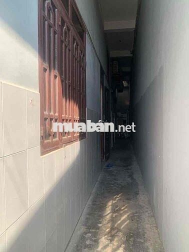 Nhà 3 tầng Dĩ An ở ngay, 87,5m2, sổ hồng riêng, chỉ hơn 3 tỷ