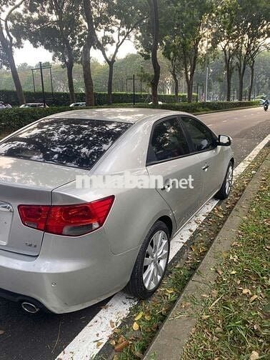 Kia forte nhập 2009