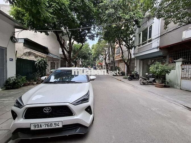 MẶT PHỐ KHU SÂN GOLF LONG BIÊN
60M² THANG MÁY 5 TẦNG GARA Ô TÔ 7 CHỖ