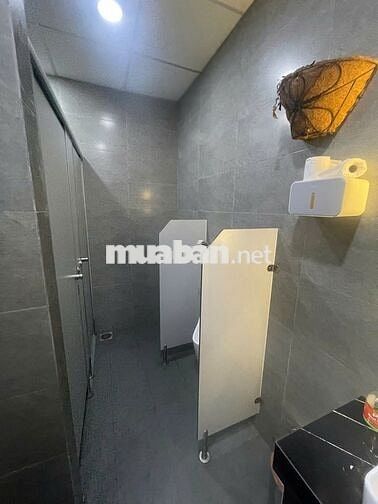 GIÁ RẺ 63Triệu - Nhà 552 Lê Văn Lương, Quận 7 - DT 10x20m, sân rộng