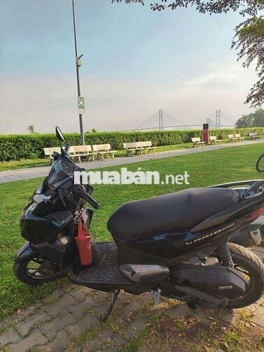 Honda Vario 160 Xanh đen