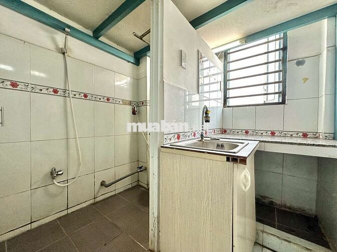 PHÒNG RỘNG 30M2 NGAY LÊ VĂN QUỚI, FULL NỘI THẤT