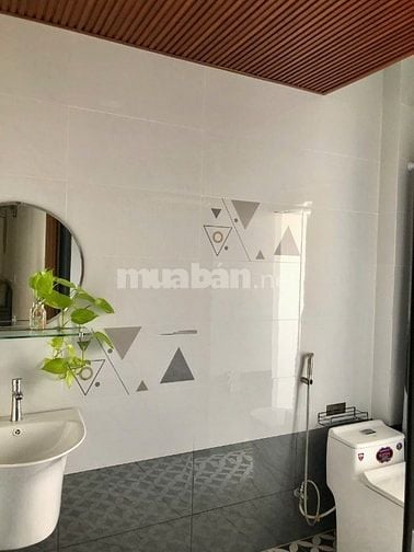 CC 152/11 NGUYỄN THỊ TẦN P2 Q8 2PN 3 BAN CÔNG 63,3M2 SHR, HHMG 35TR