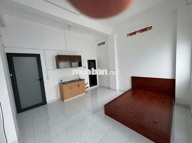 Phòng ban công riêng bao nắng, ko chung chủ, giờ tự do,ra chợ Hoa 500m