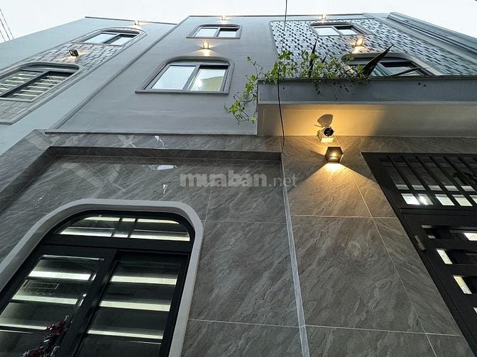 B.thự Mini n.thất c.cấp hẻm xe hơi VF5 khu VIP cách Hoàng Văn Thụ 25m