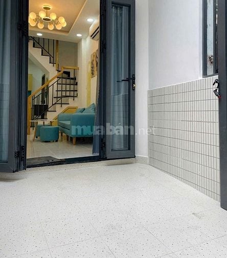 HẺM 3 GÁC, GẦN GA SG, KÊNH NHIÊU LỘC, NHÀ ĐẸP, MỚI, RẺ VÀ Ở NGAY