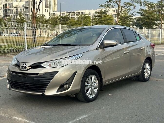 Toyota Vios E 2020 màu vàng cát