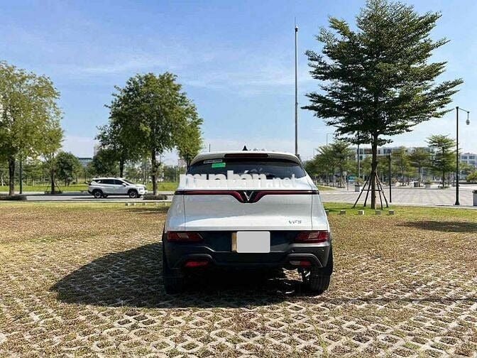 Vinfast VF5 Plus 2025 Trắng 4 vạn km