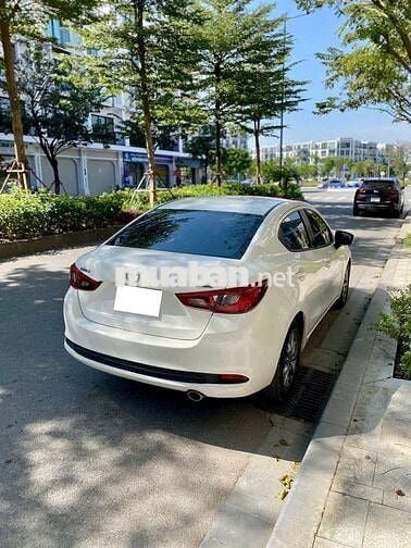 Mazda 2 2024 màu trắng cực đẹp