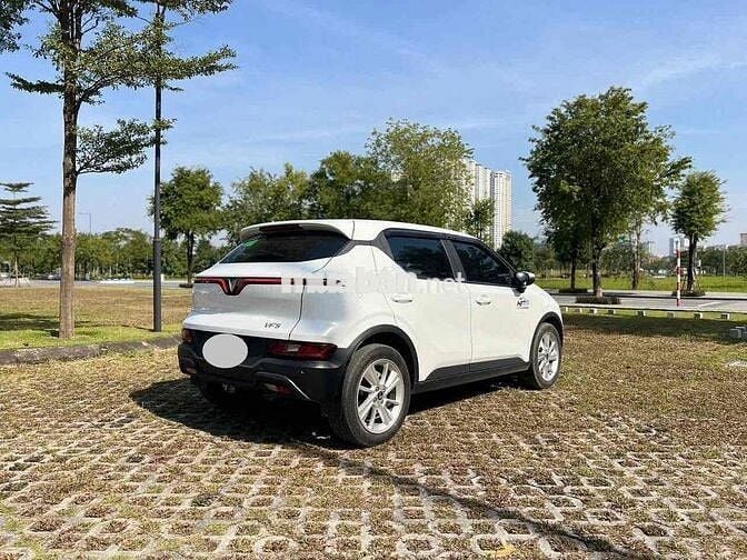 Vinfast VF5 Plus 2025 Trắng 4 vạn km