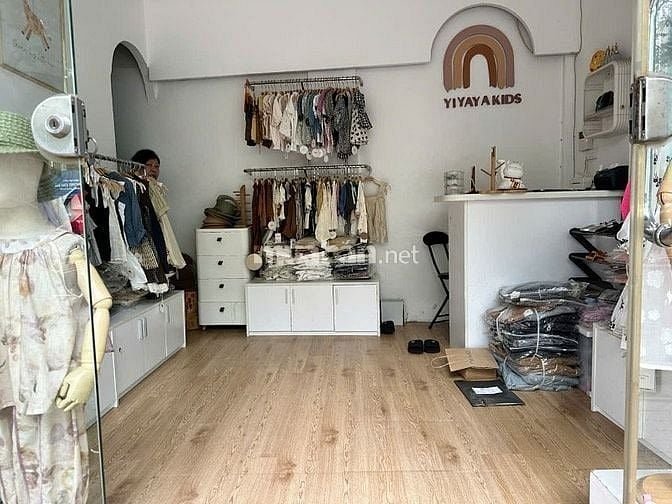 Cho thuê cửa hàng mặt phố Kim Mã, phường Giảng Võ, Ba Đình, Hà Nội