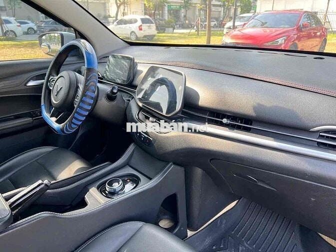 Vinfast VF5 Plus 2025 Trắng 4 vạn km