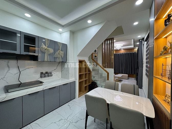 B.thự Mini n.thất c.cấp hẻm xe hơi VF5 khu VIP cách Hoàng Văn Thụ 25m