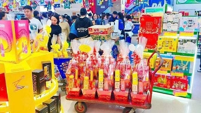 CẦN TUYỂN 20 NAM/NỮ ĐÓNG GÓI QUÀ TẾT - LƯƠNG TUẦN