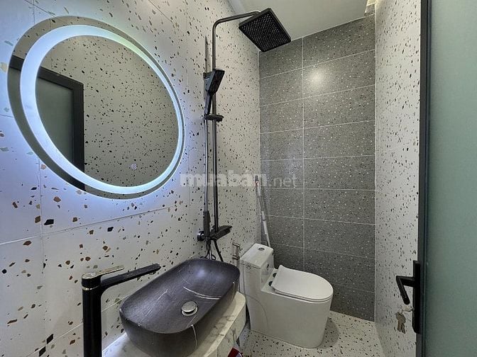 B.thự Mini n.thất c.cấp hẻm xe hơi VF5 khu VIP cách Hoàng Văn Thụ 25m