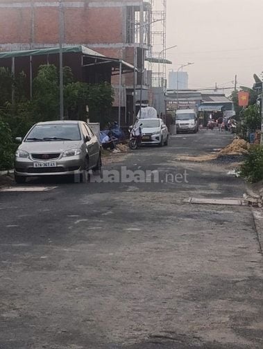 ĐẤT THỦ ĐỨC CHÍNH CHỦ DT: 72,2 M2 FULL THỔ Giá chỉ 4 tỷ 075 CC NGAY