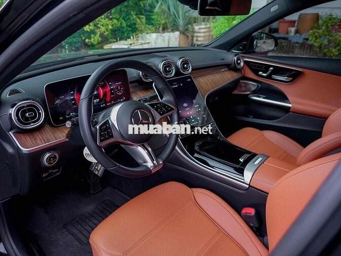 Mercedes C200 Advantgarde 2022 bản Plus V1