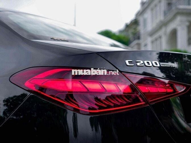 Mercedes C200 Advantgarde 2022 bản Plus V1