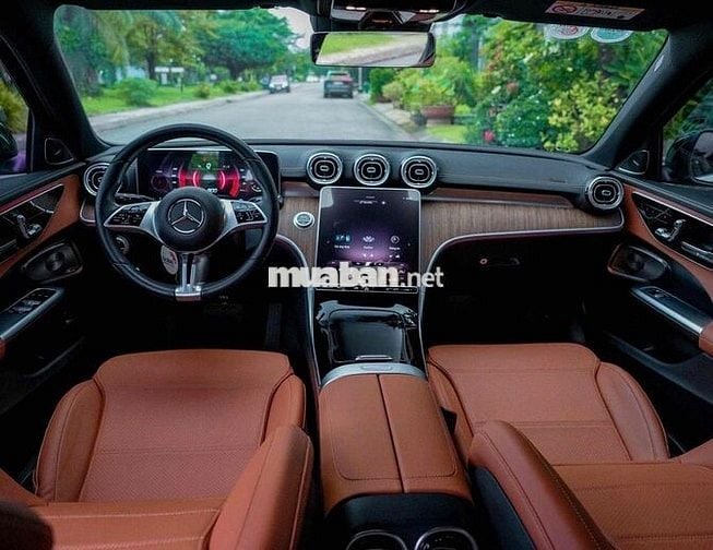 Mercedes C200 Advantgarde 2022 bản Plus V1