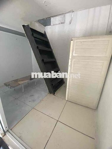 Hot, Chỉ 770tr sở hữu nhà 3 tầng 20m2sd hẻm xe hơi BTân giáp Tân Phú